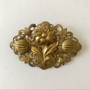 Vintage Jewelry - Vintage Stamped Filigree Flower Pin Brass Tone Vintage Jewelry - Vintage Stamped Filigree Flower Pin Brass Tone
